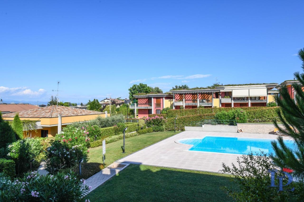 Desenzanoloft Official Partner Marriott Homes & Villas -Butterfly And 5 Pools Family Apartment Desenzano del Garda Exterior photo