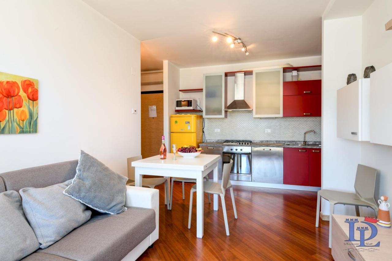 Desenzanoloft Official Partner Marriott Homes & Villas -Butterfly And 5 Pools Family Apartment Desenzano del Garda Exterior photo